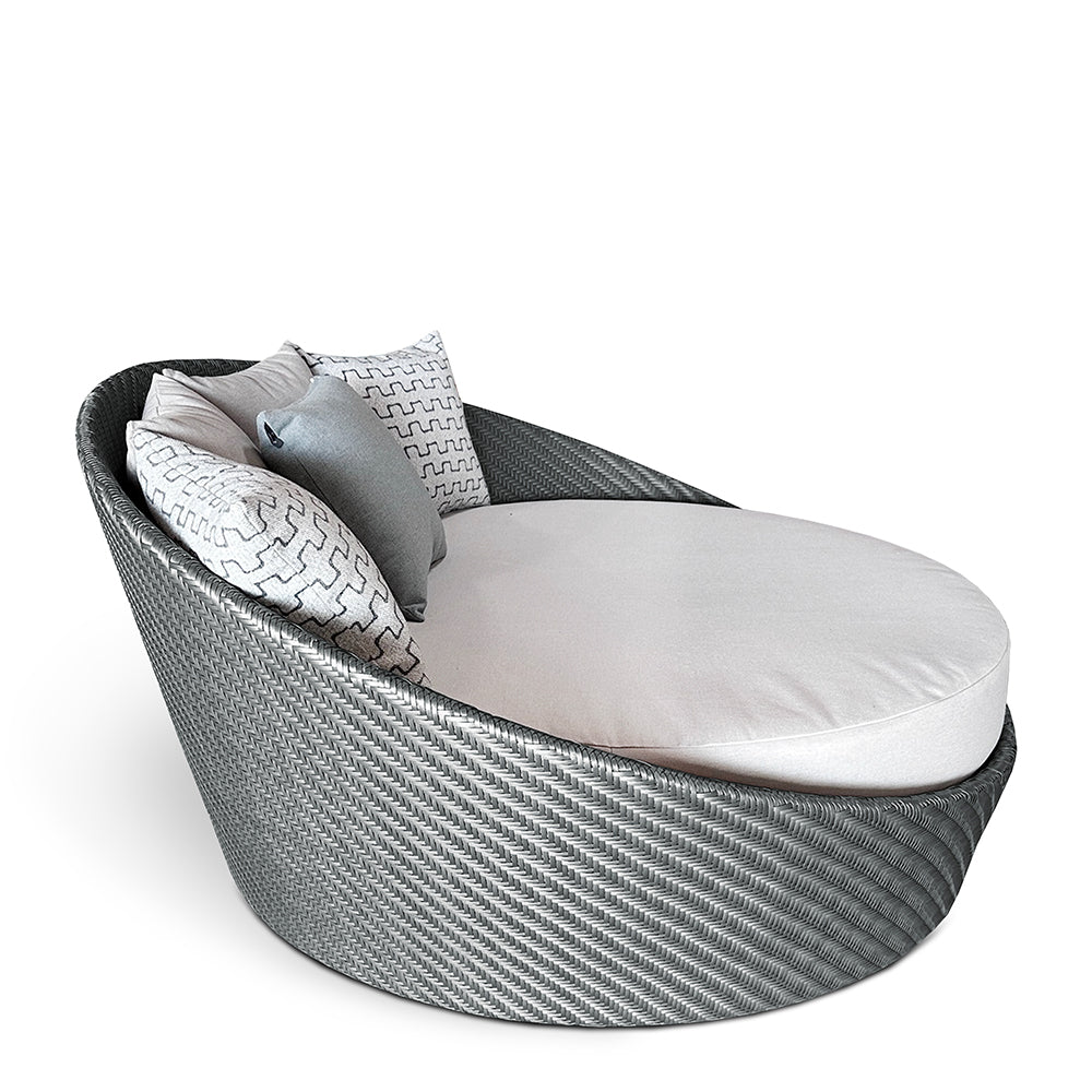 Hallo Round Daybed – KANNOA | Commercial and Hospitality Outdoor